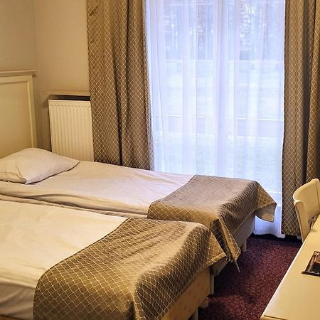 Hotel Sobienie Krolewskie Sobienie Szlacheckie Eksteriør bilde