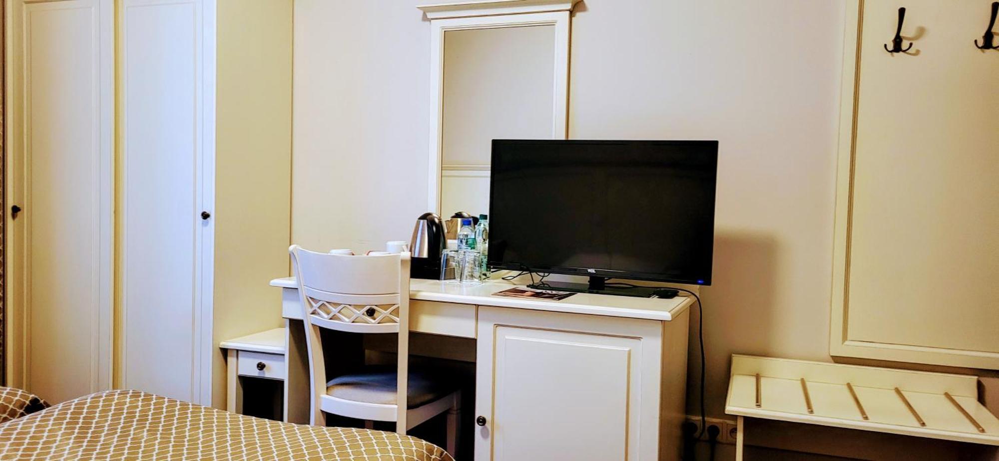 Hotel Sobienie Krolewskie Sobienie Szlacheckie Eksteriør bilde