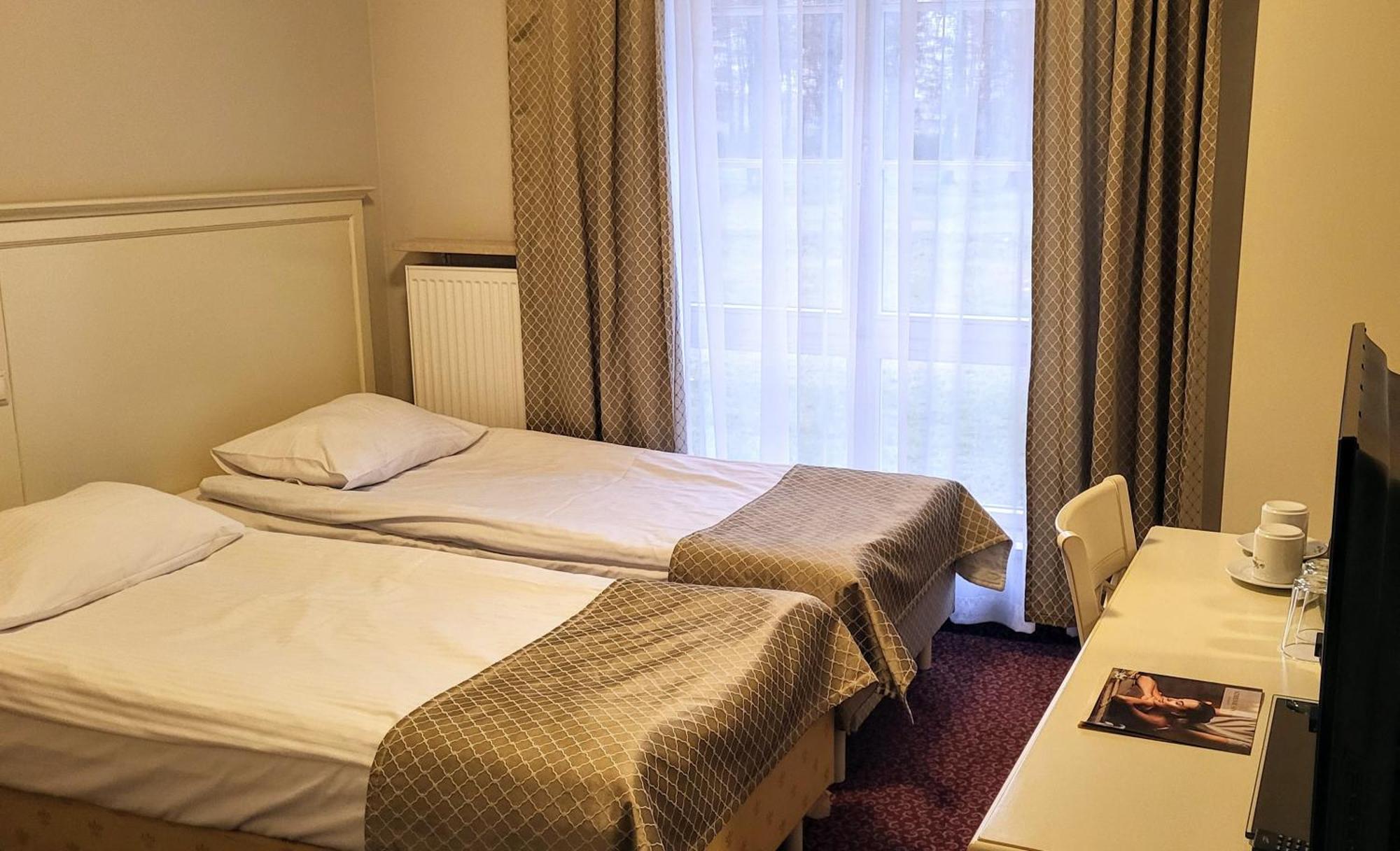 Hotel Sobienie Krolewskie Sobienie Szlacheckie Eksteriør bilde
