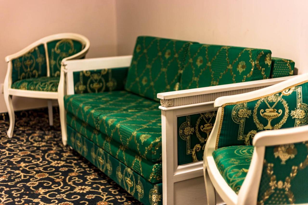 Hotel Sobienie Krolewskie Sobienie Szlacheckie Eksteriør bilde